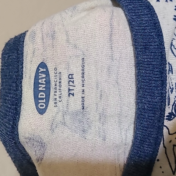 Old Navy Underwater Landscape Tank Top - Picture 4 of 4